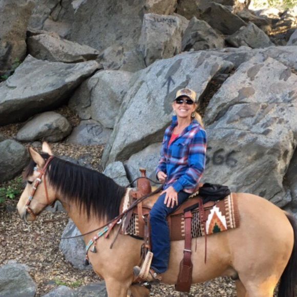 Meet your Posher, Rhonda - Picture 1 of 1